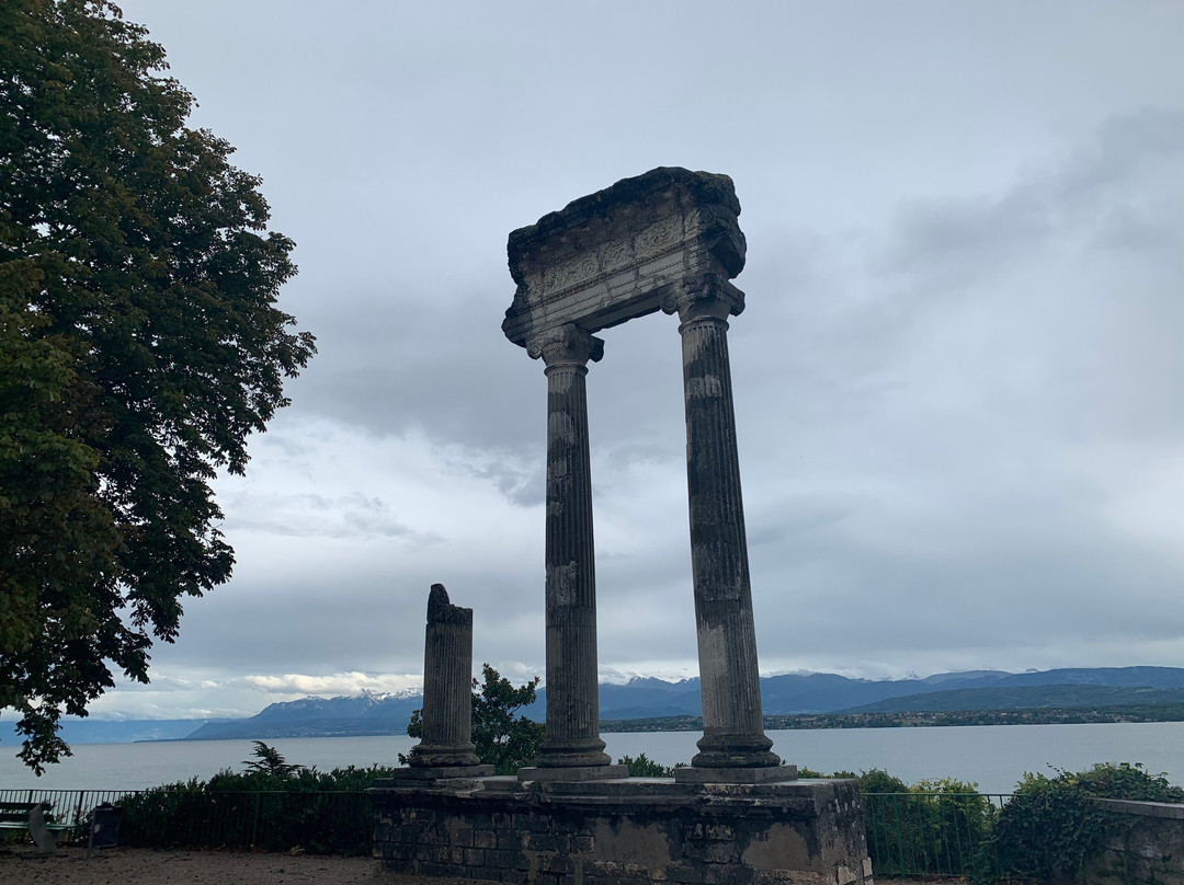 Roman Columns-尼永必去景点