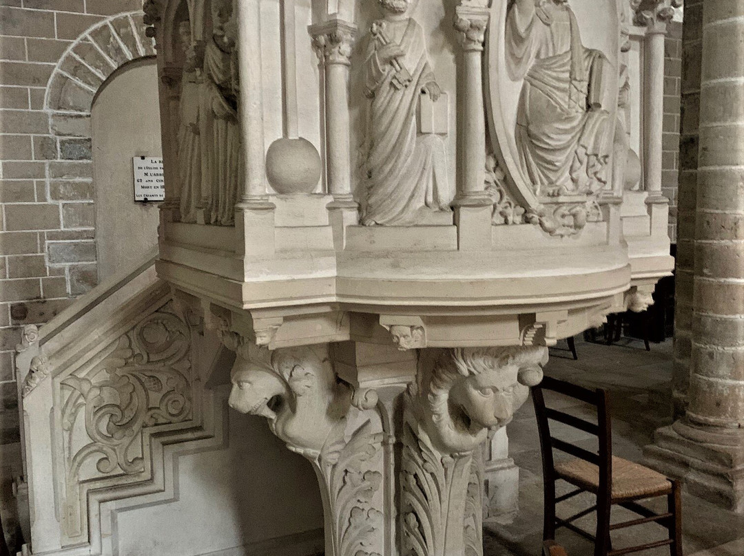 Église Notre-dame-de-la-nativité-Pontaubert必去景点