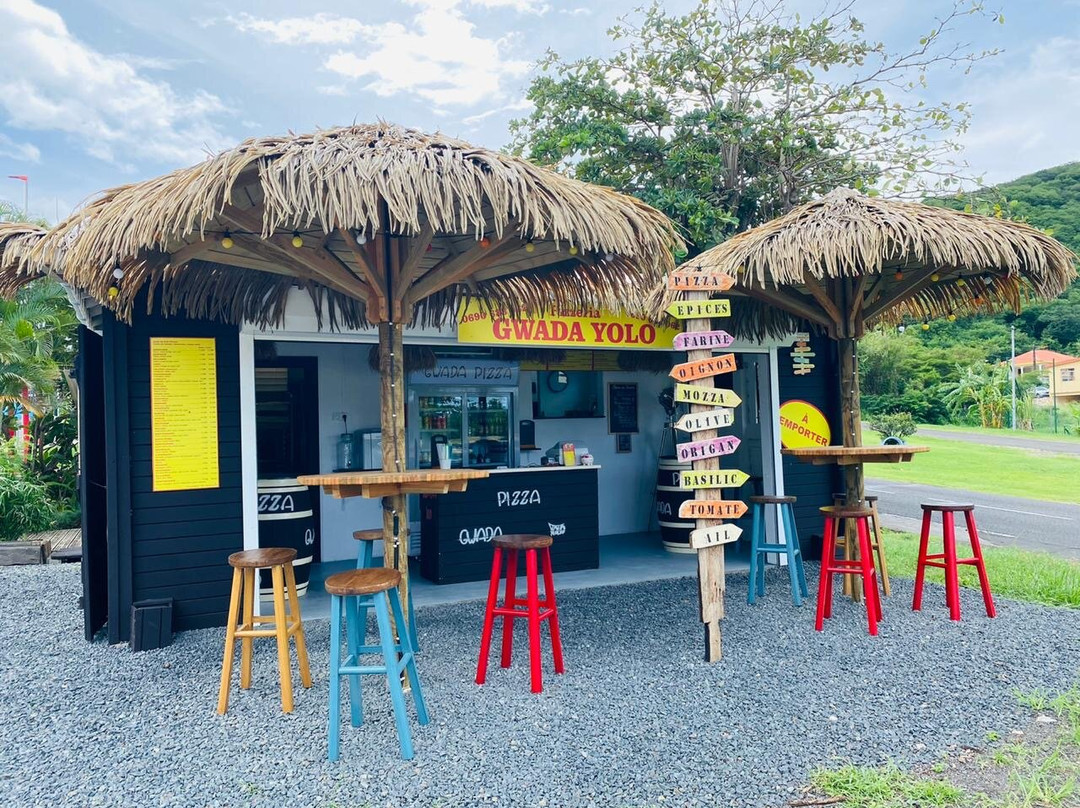 Gwada Yolo Pizza