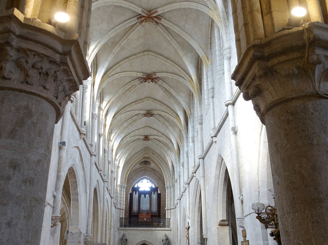 Église Saint-Pierre景点图片