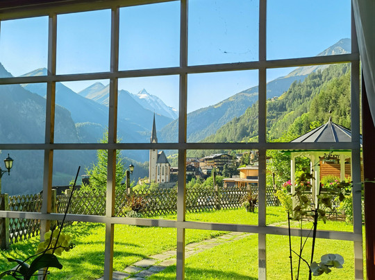 Hotel Kaiservilla主图