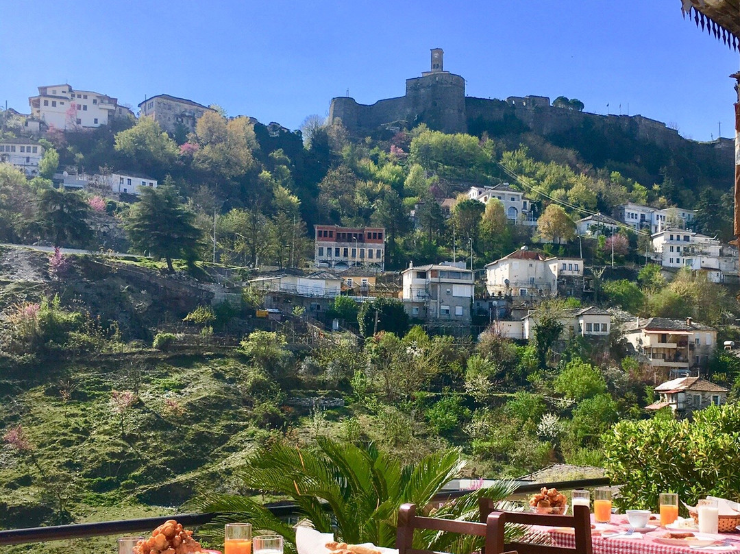 Grandpa's Home主图