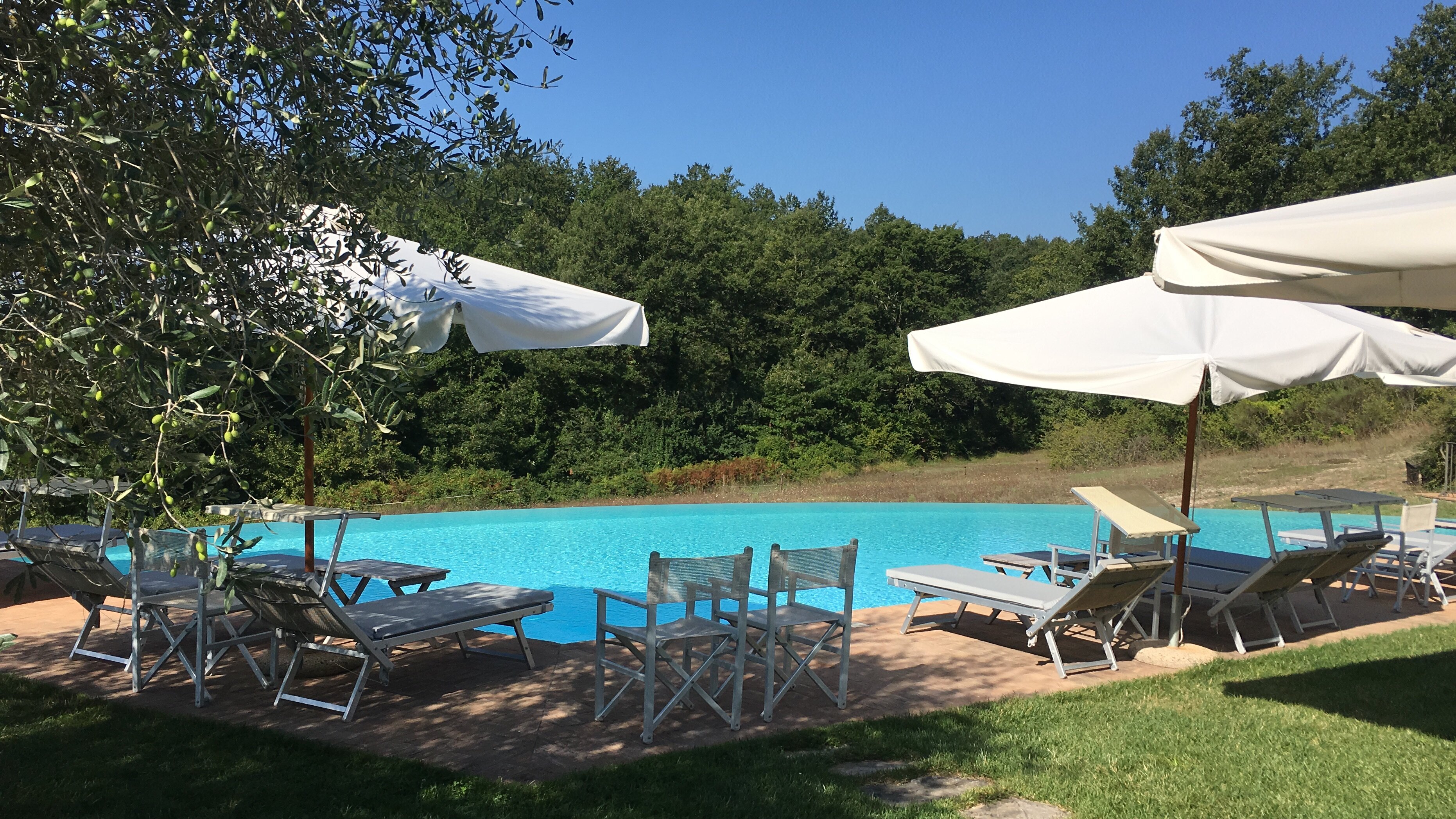 Acquaghiaccia Country House-泳池