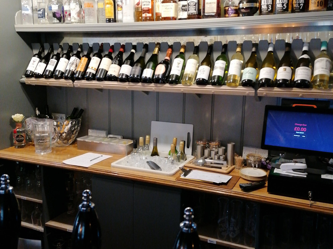 The Walnut Tree (Yalding)餐厅/美食点评 餐厅地址/餐厅电话/餐厅周边信息/餐厅推荐菜 Tripadvisor猫途鹰