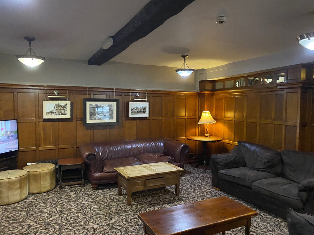 皇家白狮酒店主图