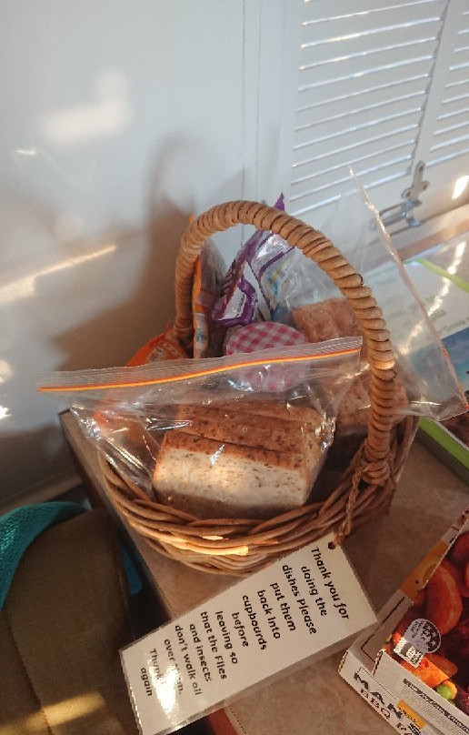 Off The Rails, Carriage B&B主图