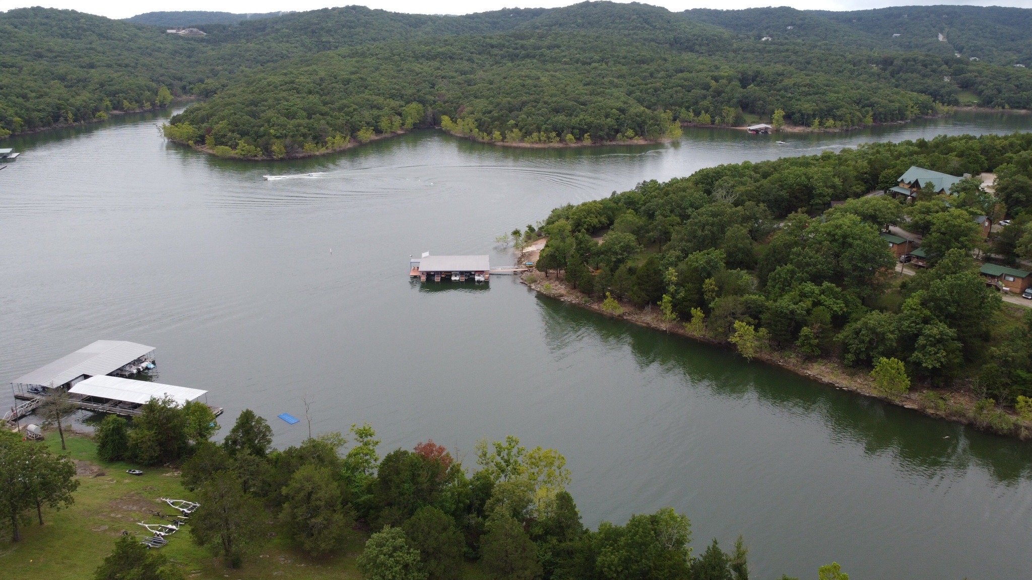 Alpine Lodge Resort-官方