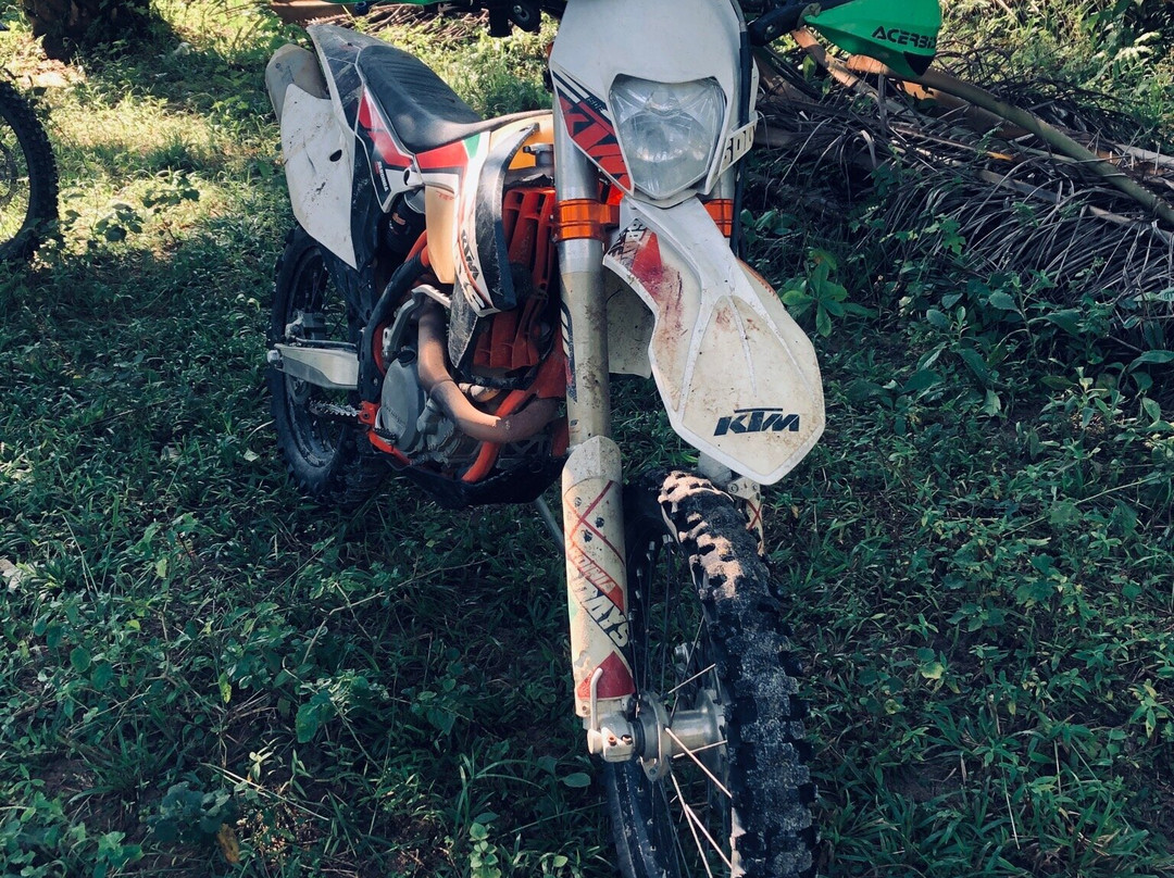 Moto Maniac Dirt Bike Enduro & Tours景点图片