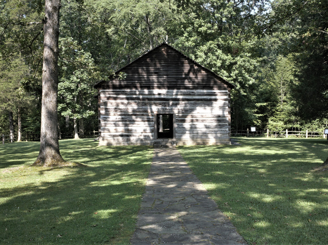 Old Mulkey Meetinghouse State Historic Site景点图片