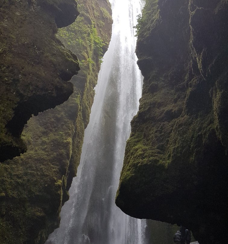 Gljufrabui Waterfalls景点图片