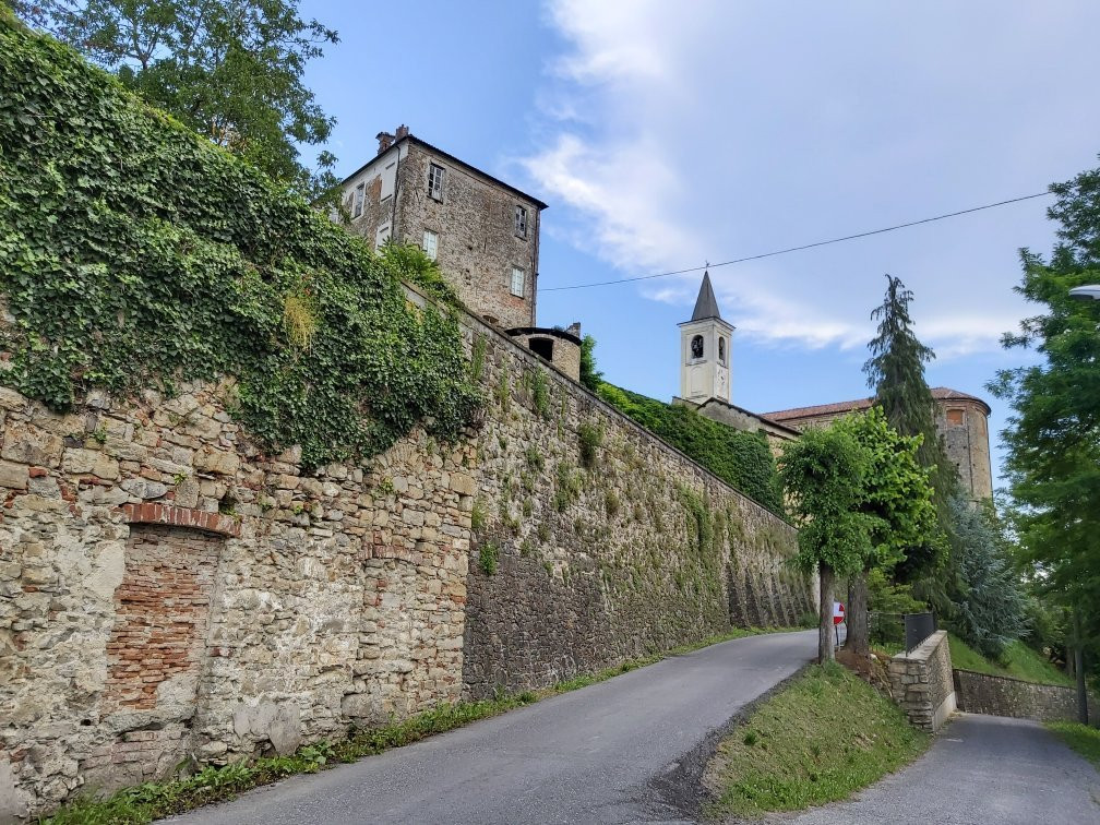 Castello di Sale San Giovanni景点图片