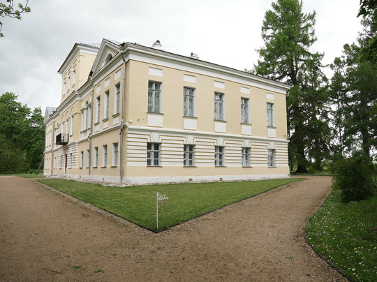 A.S. Pushkin Museum-Bernovo必去景点