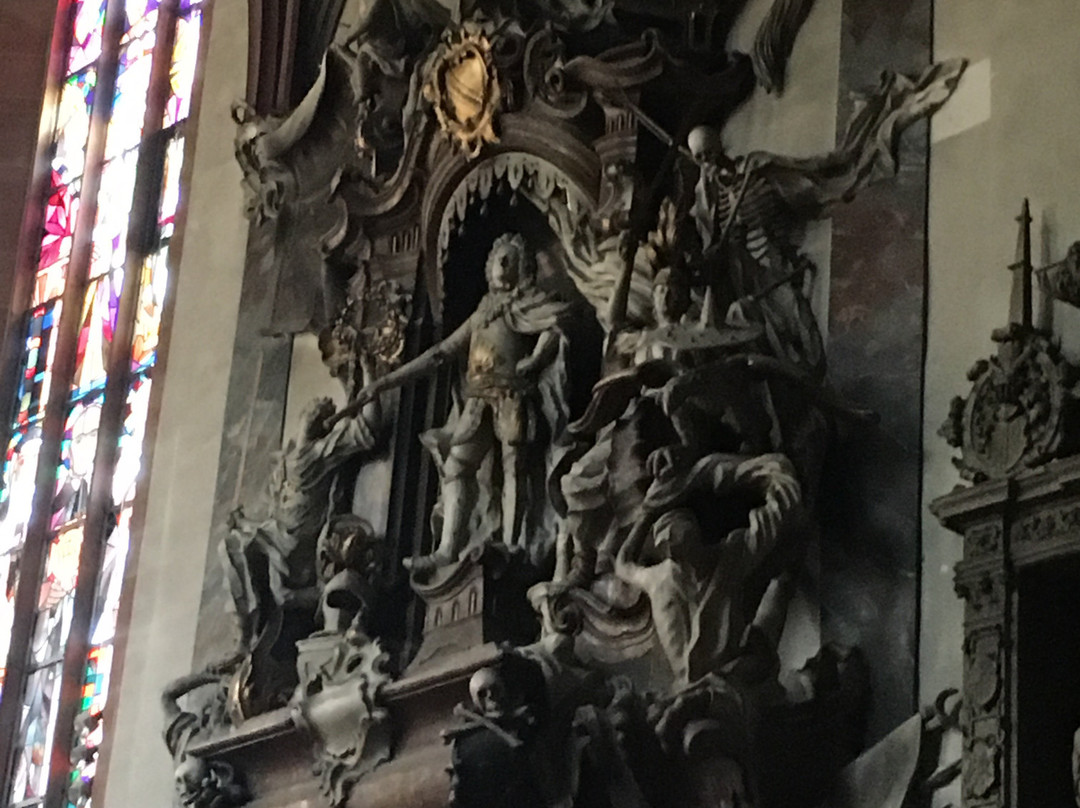 Stiftskirche Baden-Baden景点图片