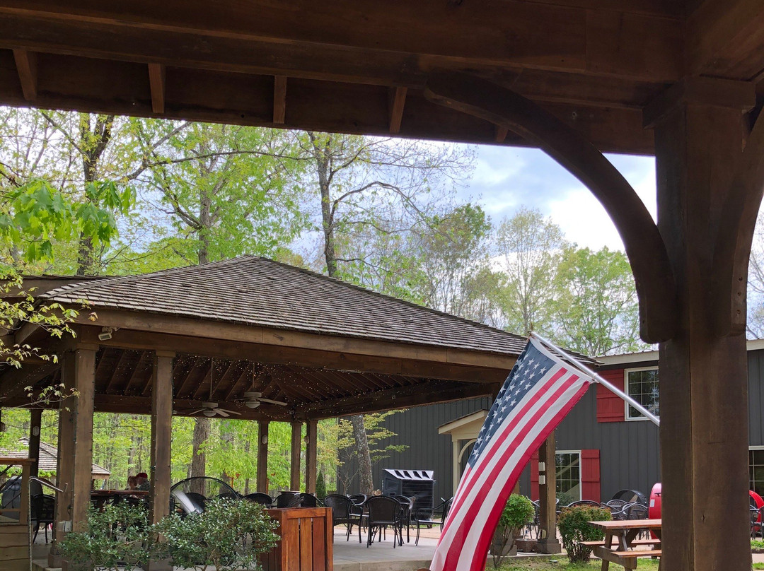 Amber Falls Winery & Cellars-Hampshire必去景点