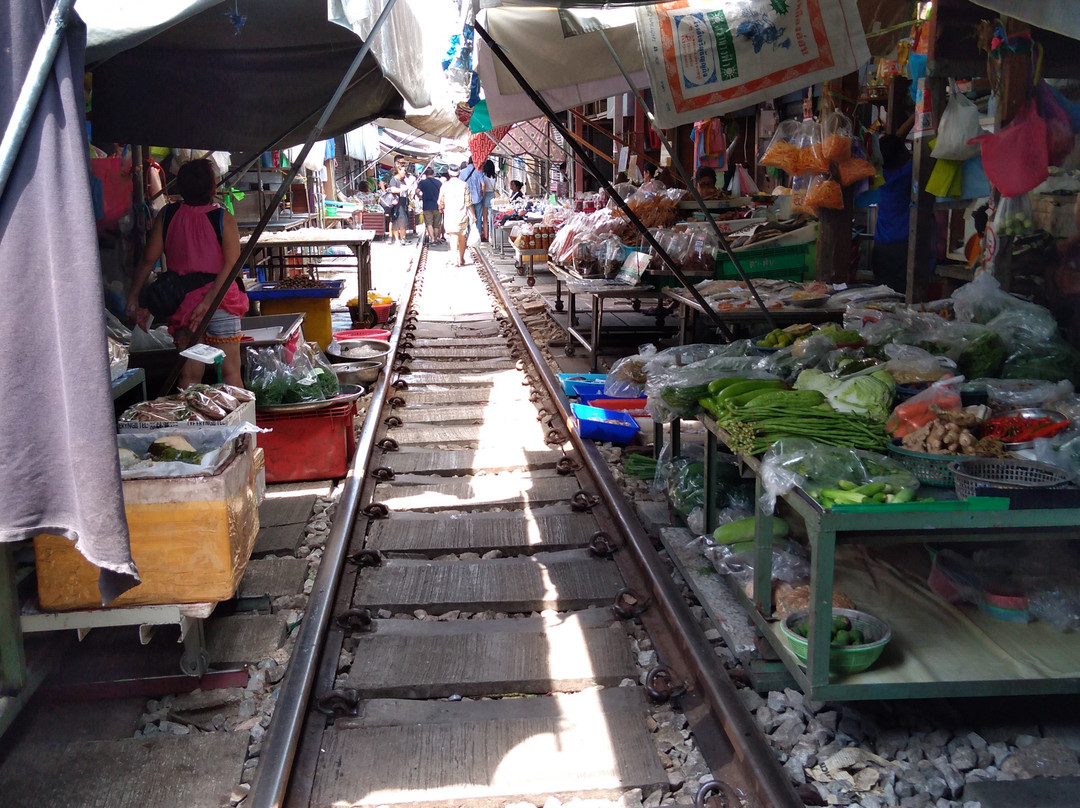 美功铁路市场-Mae Klong必去景点