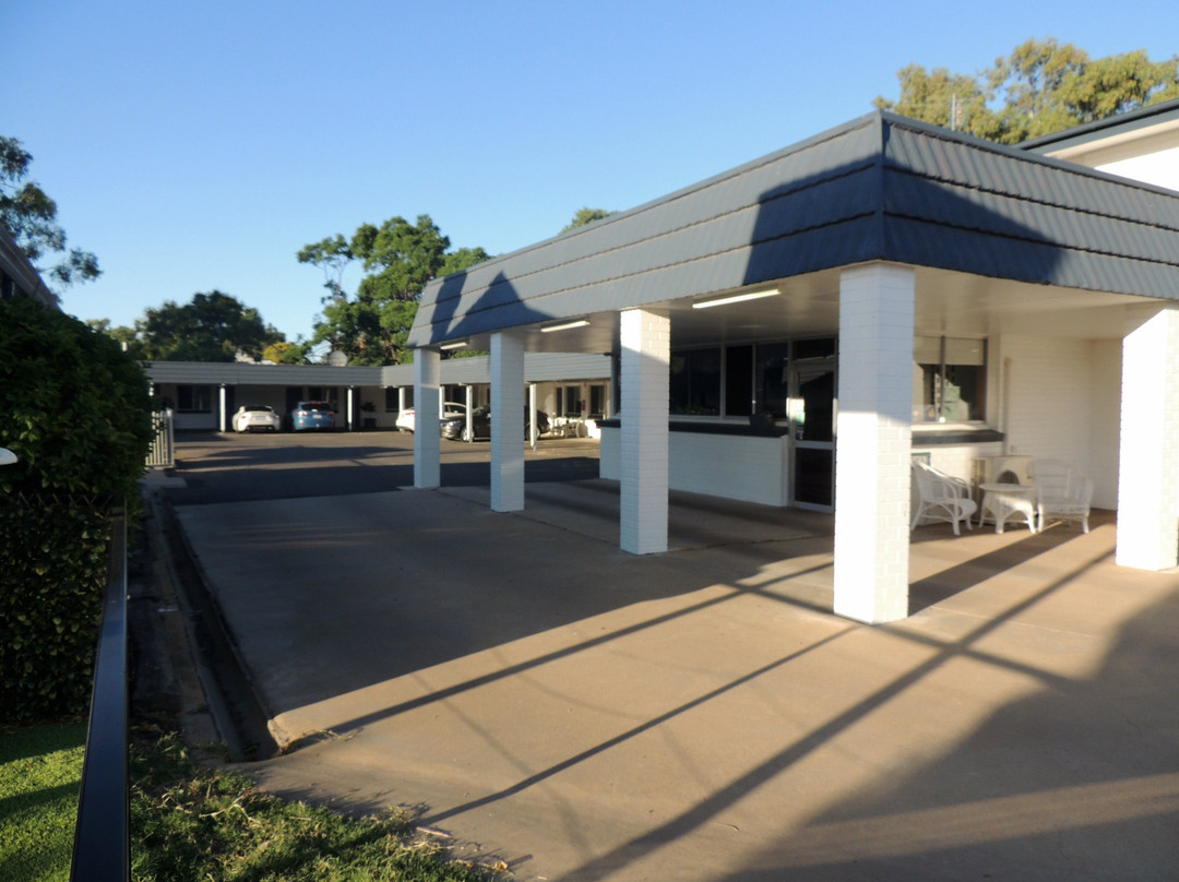 边境汽车酒店主图