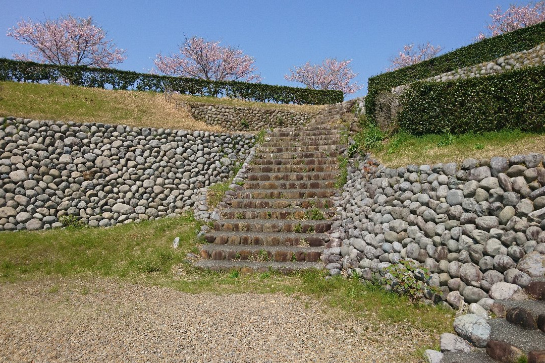 Yokosuka  Ruins Of A Castle　Park景点图片