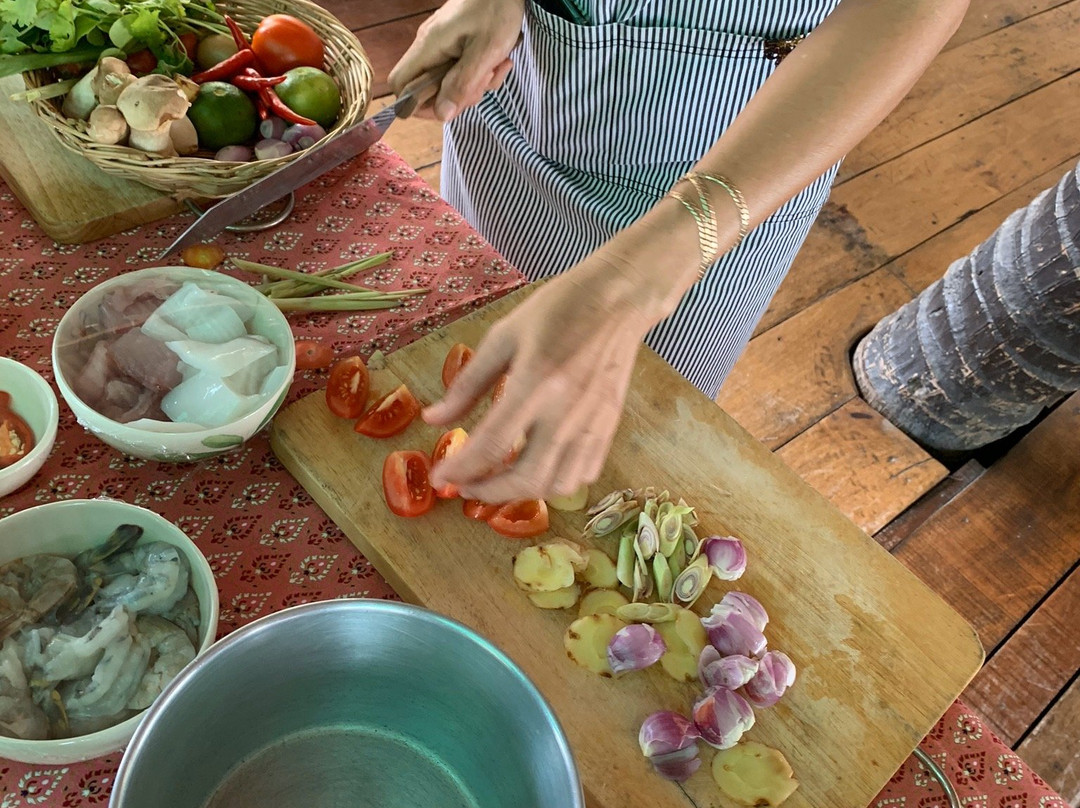 Hemingway's on the Beach Cooking School-Thong Krut必去景点