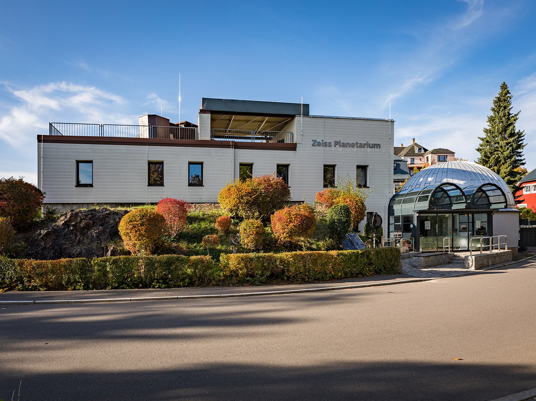 Zeiss-Planetarium und Sternwarte-Schneeberg必去景点