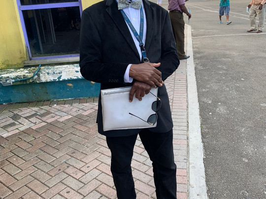 Captain Kirk Taxi and Tours-拿骚必去景点