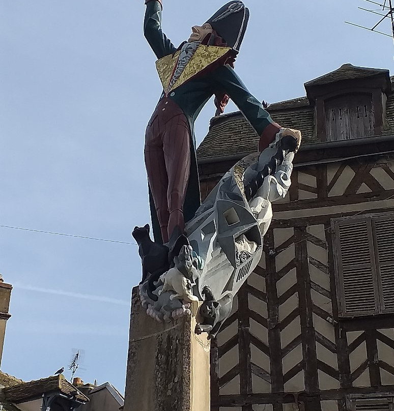 Cadet Rousselle Statue景点图片