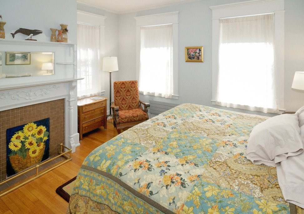 Chestnut House主图