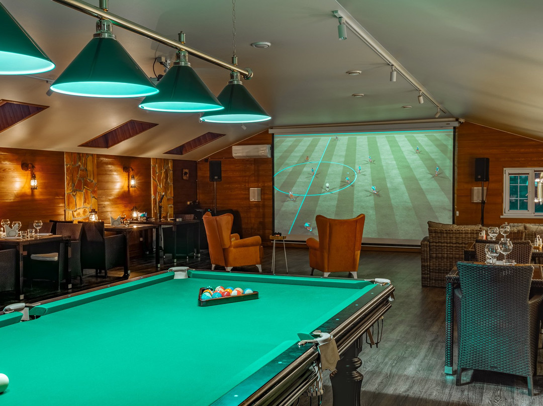 Chalet Country Club主图