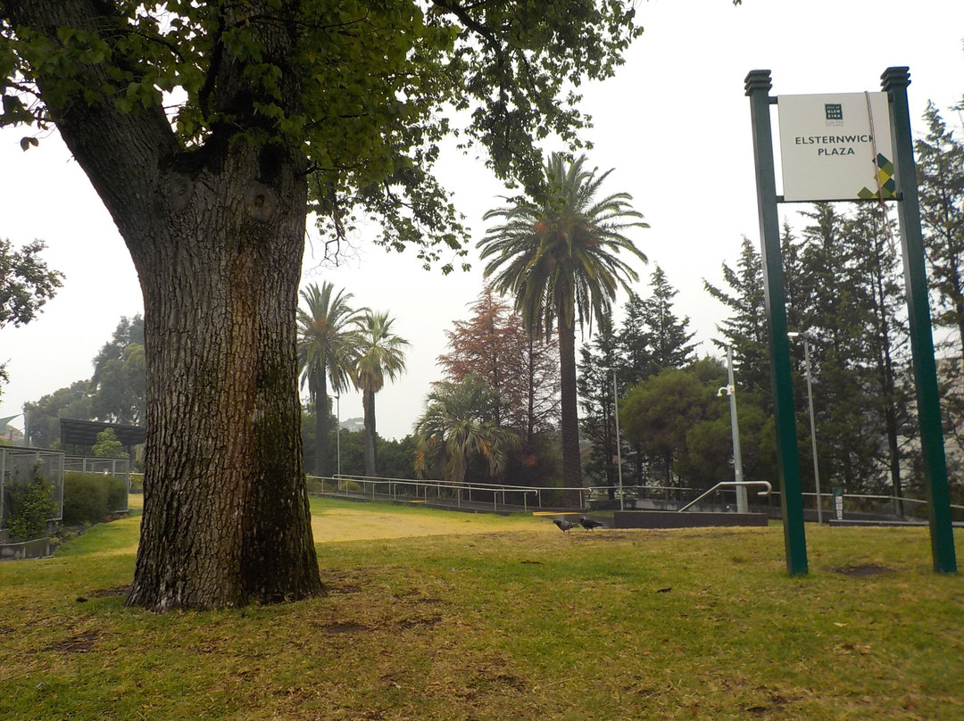 Elsternwick Plaza Playground景点图片