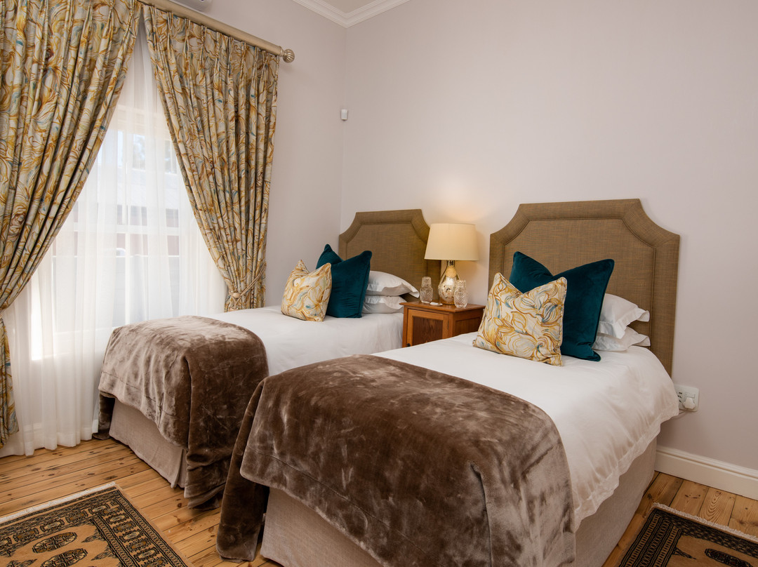 Karos Gastehuis主图