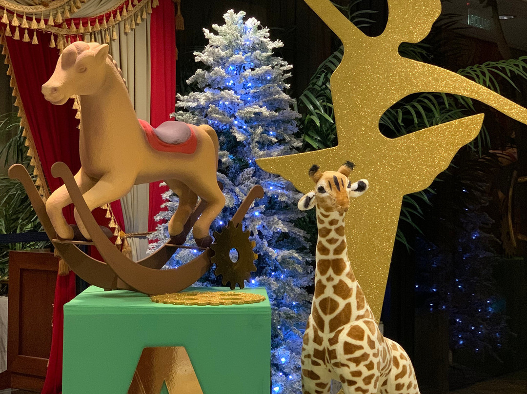 卡拉卡斯尤罗比尔丁套房酒店主图