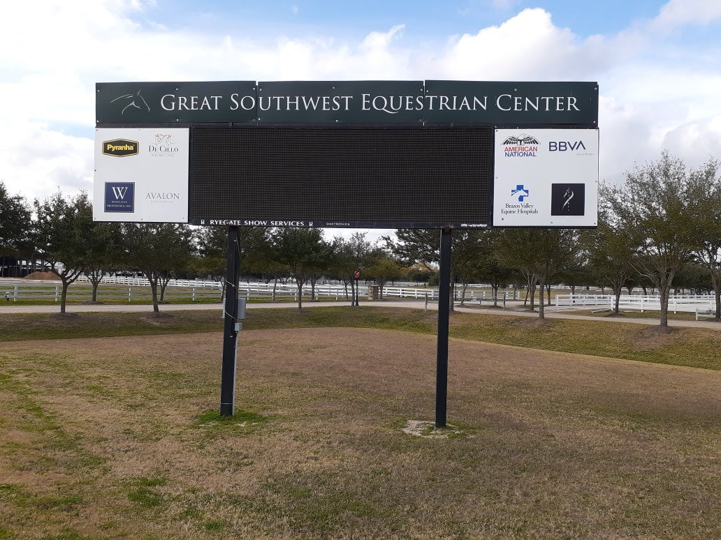 Great Southwest Equestrian Center-卡蒂必去景点