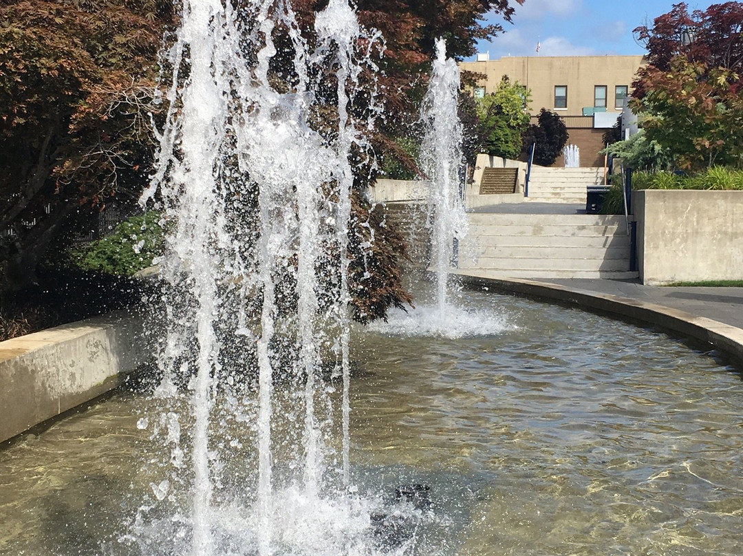 Puget Sound Naval Shipyard Memorial Plaza景点图片