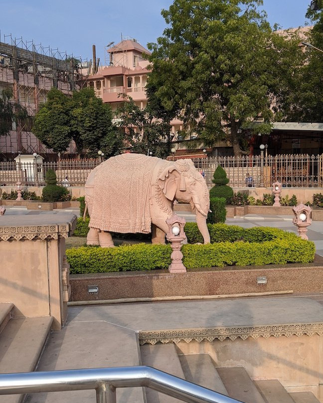 BAPS Swaminarayan Mandir