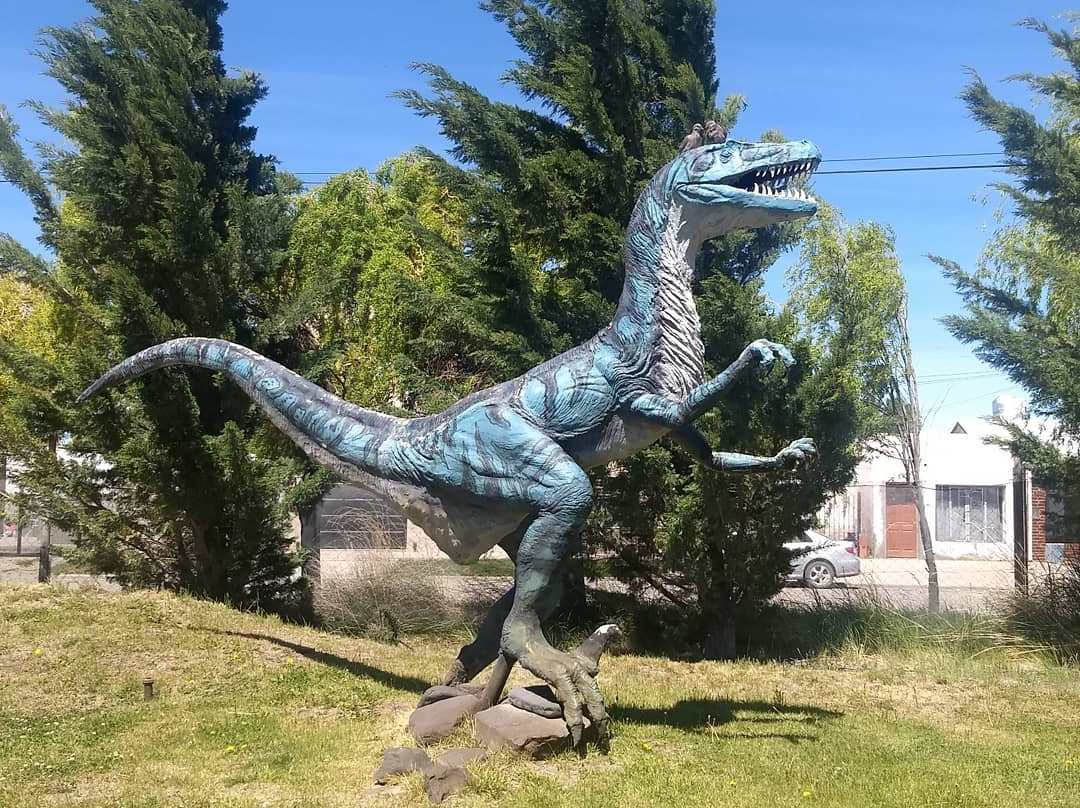 Parque Paleontologico-萨米恩托必去景点