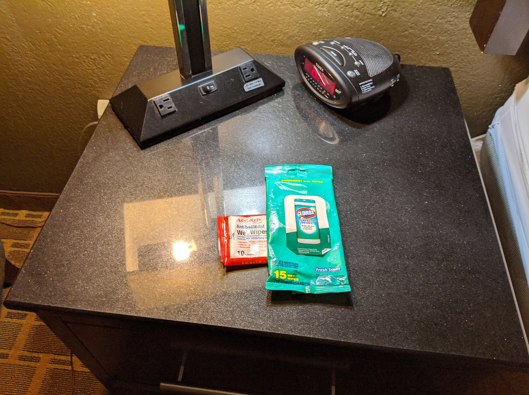 Super 8 by Wyndham Atoka主图