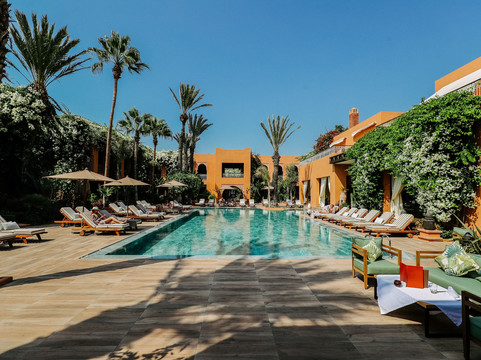 堤基达高尔夫宫殿酒店主图