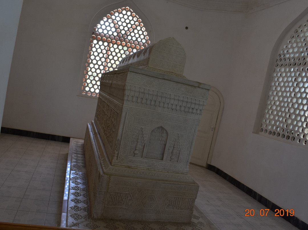 Al Khakim At Termizi Mausoleum-铁尔梅兹必去景点