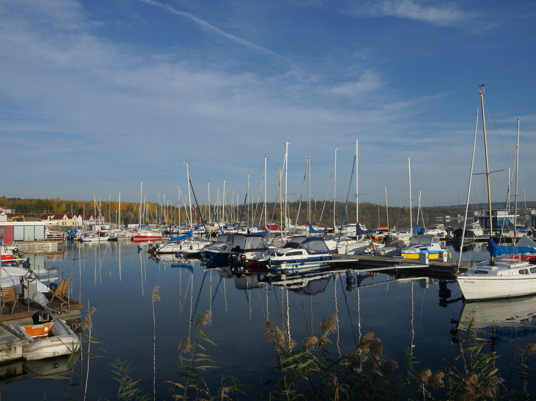 Warias Hotel & Restaurant主图