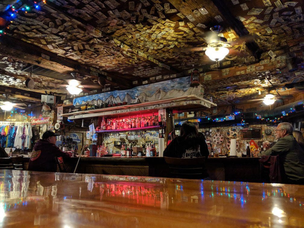 Sourdough Saloon-比蒂必去景点