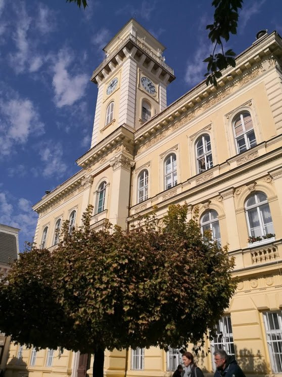 Városi Hivatal Komárom-Komarno必去景点