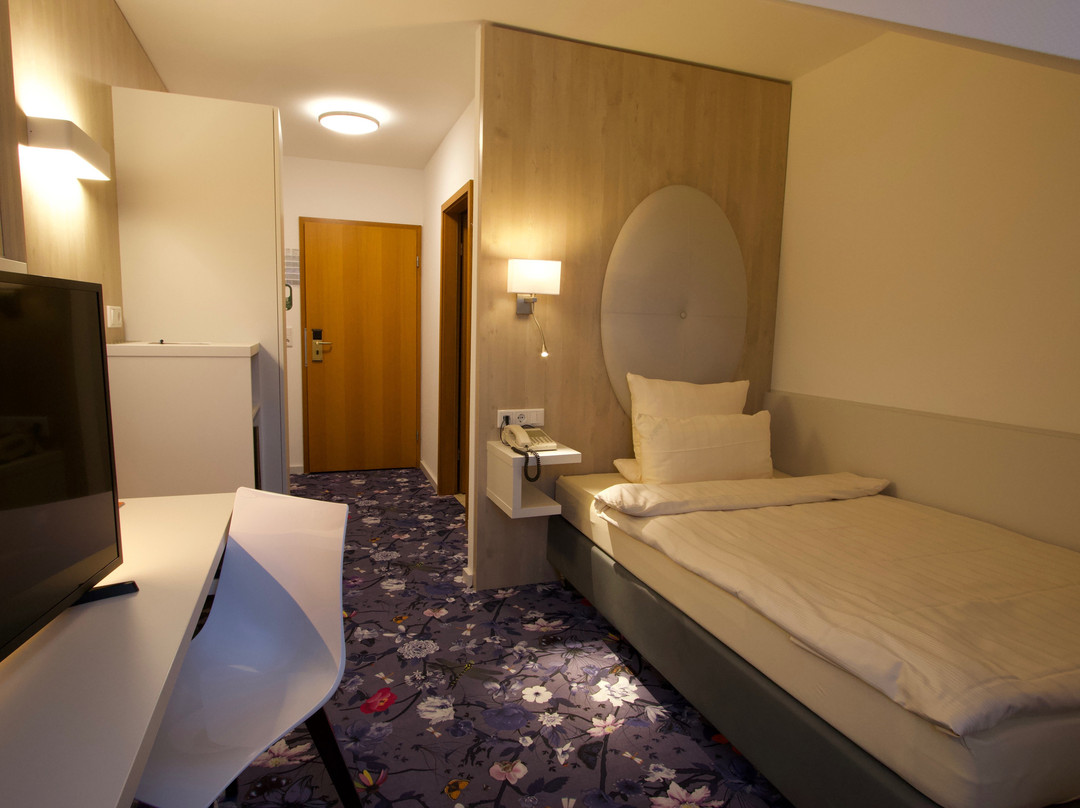 Airport Hotel zum Loewen主图