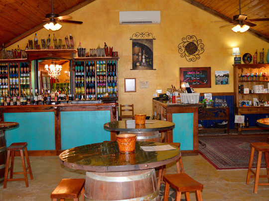 Lometa旅游景点-Fiesta Vineyard & Winery