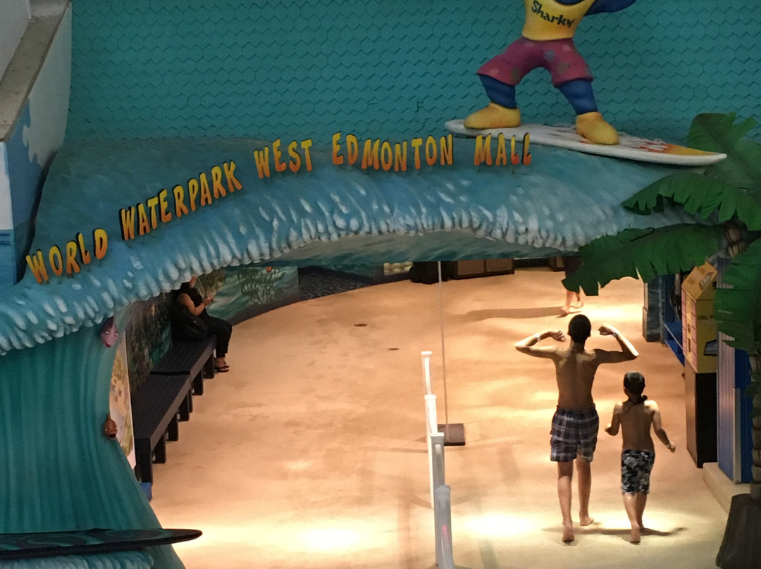 西埃德蒙顿购物中心-埃德蒙顿必去景点