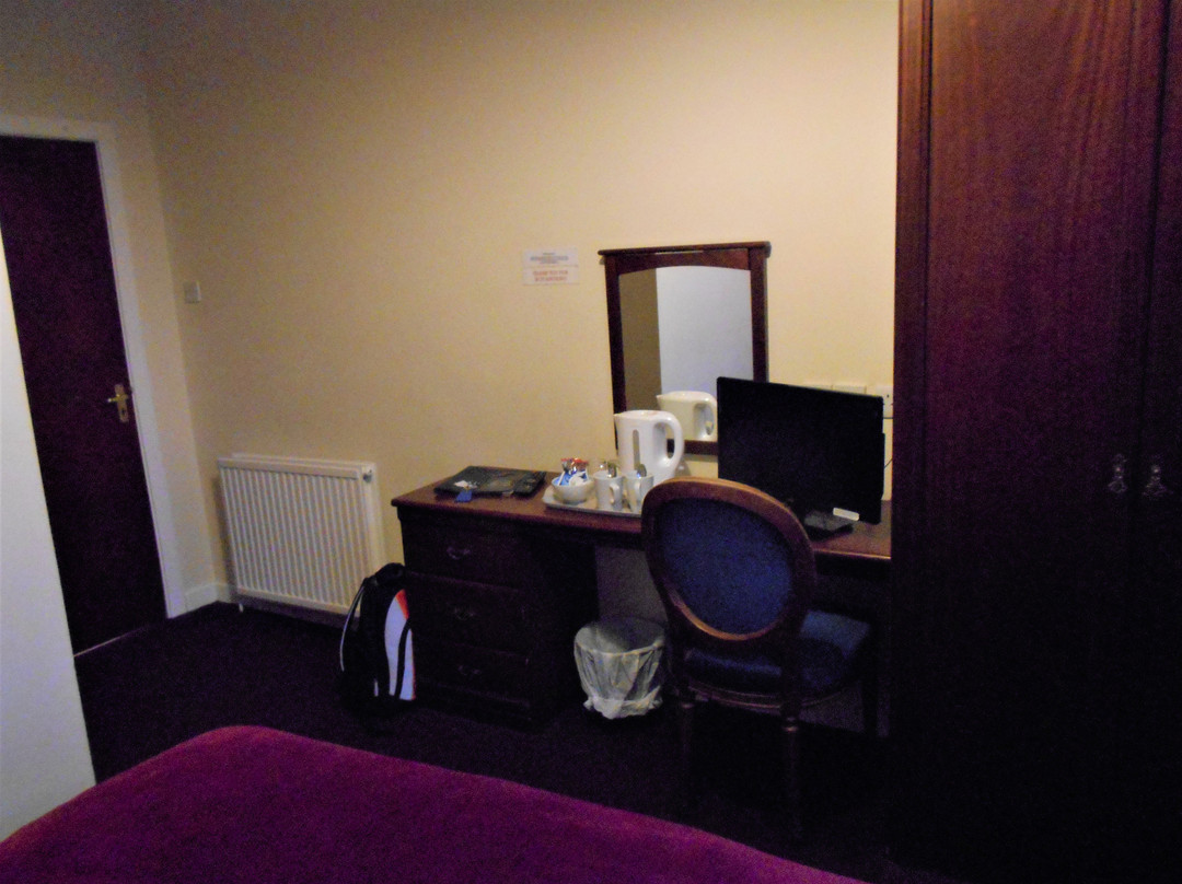 The Waverley Hotel主图