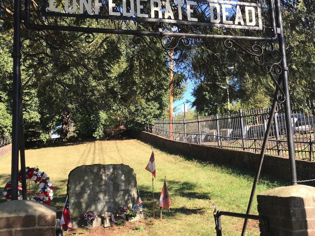 Sinking Spring Cemetery-Abingdon必去景点