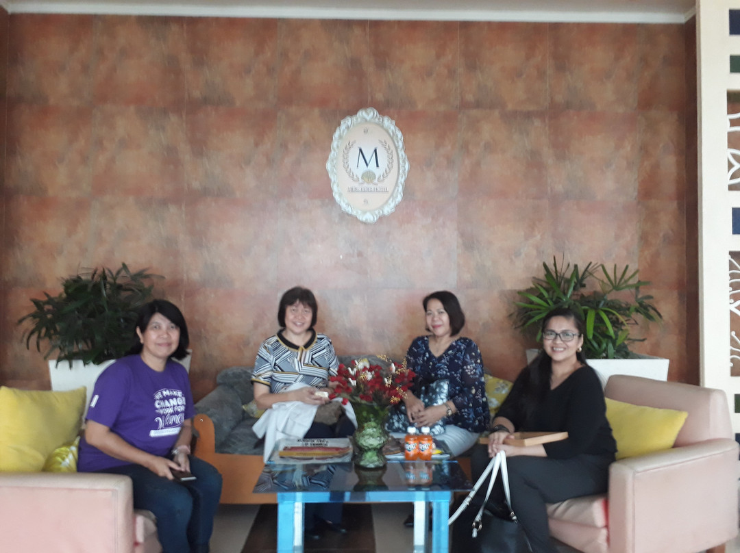 Mercedes Hotel主图