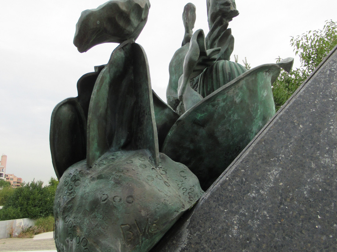 Rene Descartes-Champs-sur-Marne必去景点