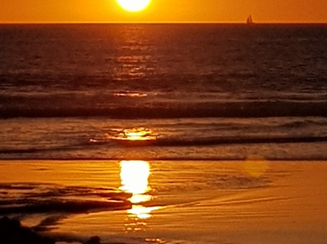 蓝色海洋度假酒店主图