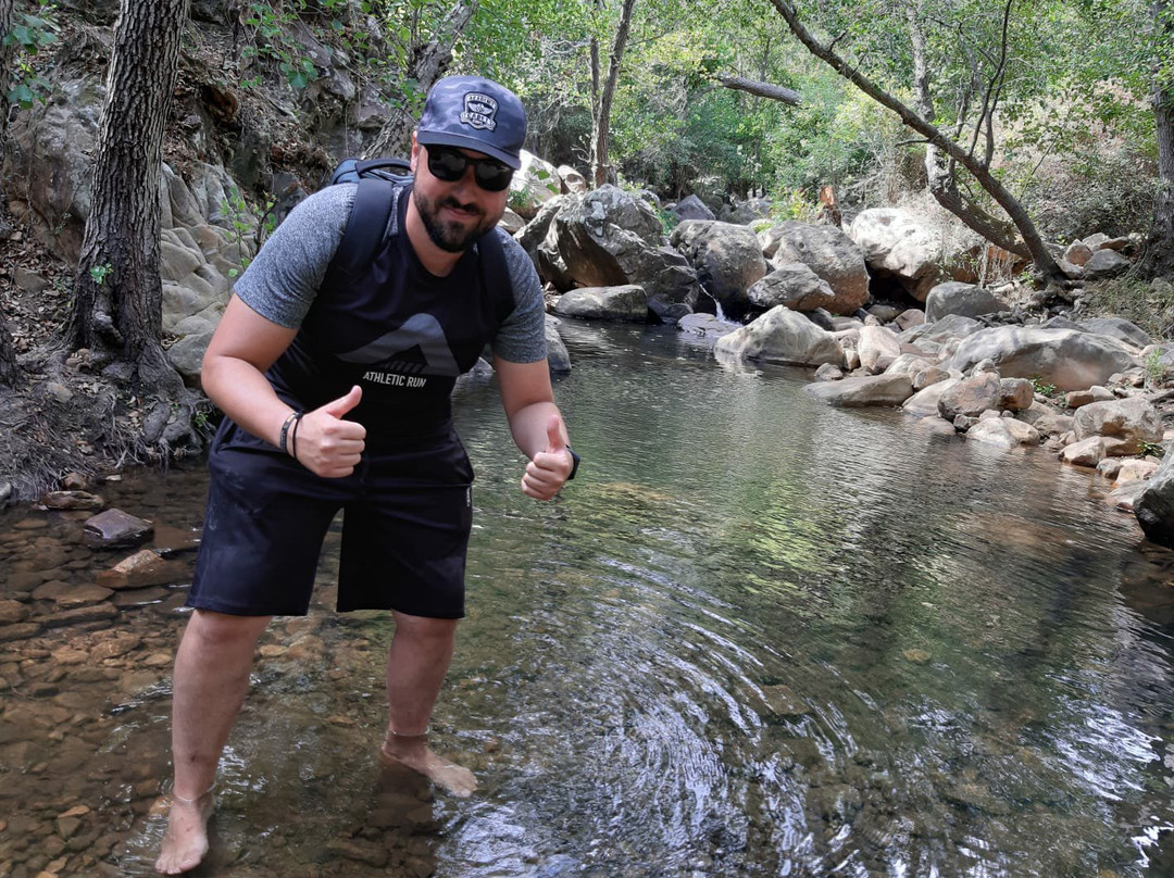 Sendero Rio de la Miel景点图片