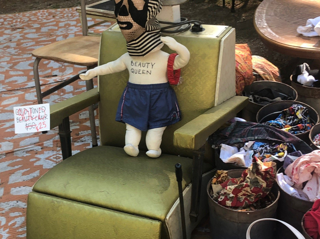 Brimfield Antiques Center-Brimfield必去景点